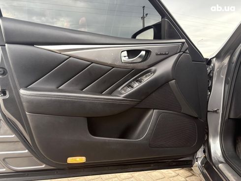 Infiniti Q50 2016 серый - фото 18