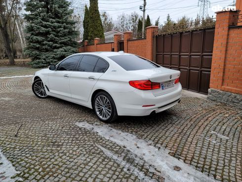 BMW 5 серия 2018 белый - фото 4
