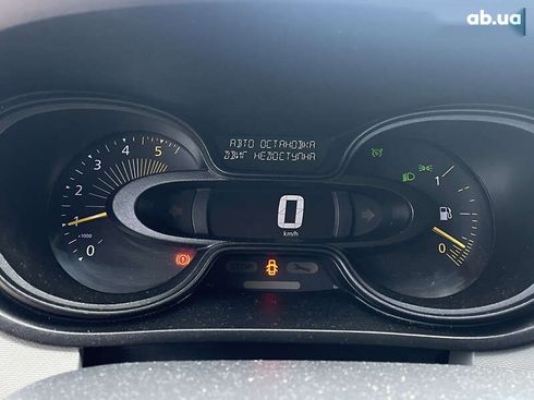 Renault Trafic 2015 - фото 14