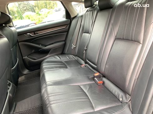 Honda Accord 2018 черный - фото 26