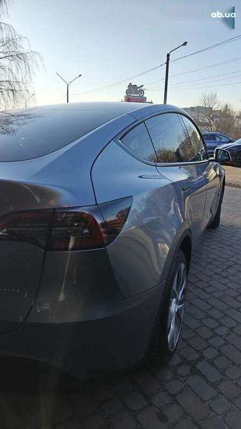 Tesla Model Y 2023 - фото 7