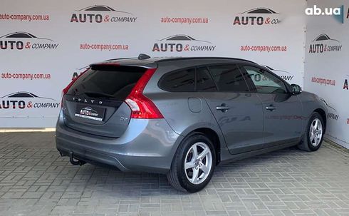 Volvo V60 2018 - фото 3