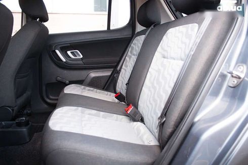 Skoda Fabia 2009 - фото 12