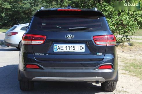 Kia Sorento 2017 - фото 8