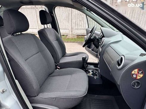 Dacia Logan 2007 - фото 26