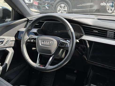 Audi e-tron S 2021 - фото 25