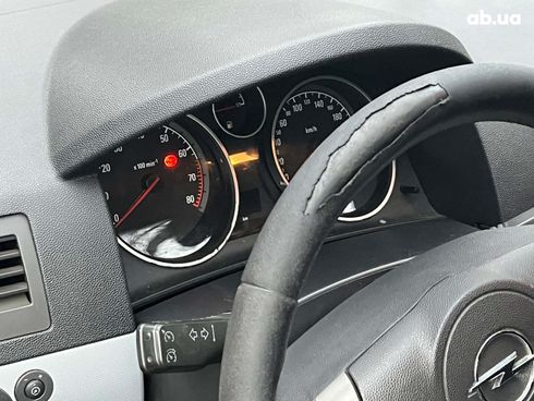 Opel Astra 2006 черный - фото 28