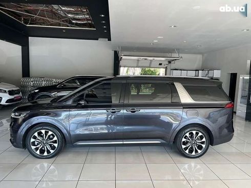 Kia Carnival 2023 - фото 7