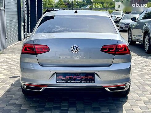 Volkswagen Passat 2019 - фото 9