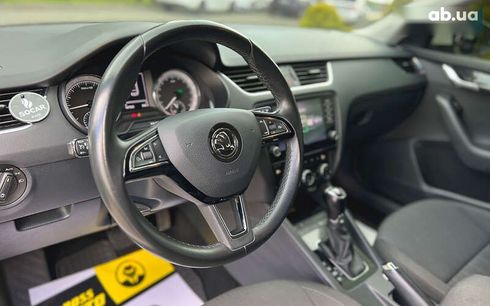 Skoda Octavia 2018 - фото 18
