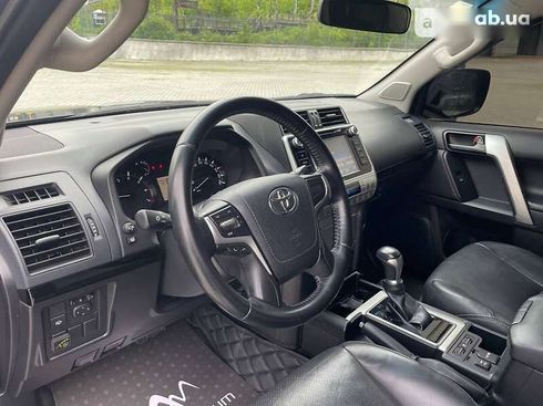 Toyota Land Cruiser Prado 2019 - фото 10