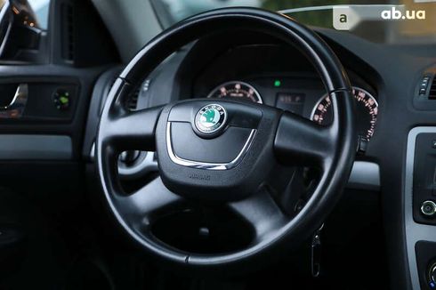 Skoda Octavia 2012 - фото 12