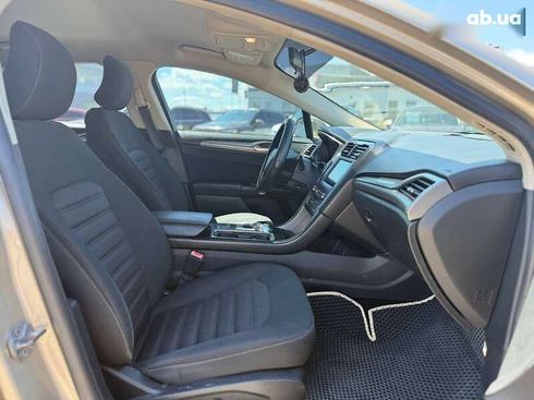 Ford Fusion 2017 - фото 24