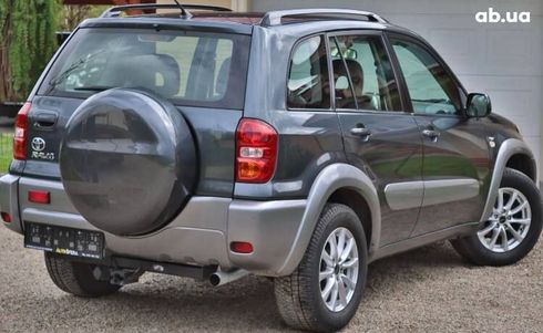 Toyota RAV4 2004 серый - фото 8