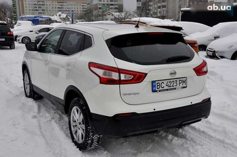 Nissan Qashqai 2015 - фото 11