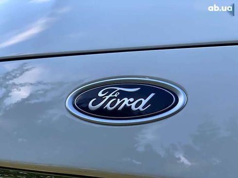 Ford Fusion 2017 - фото 26