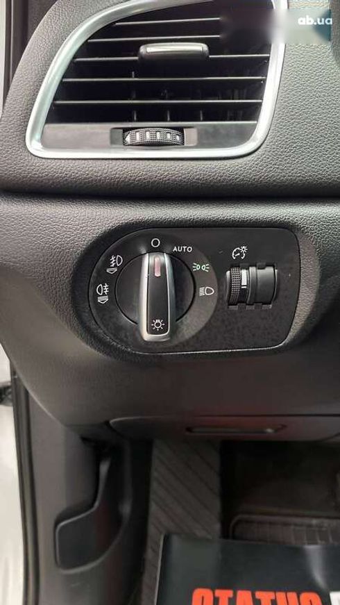 Audi Q3 2013 - фото 17