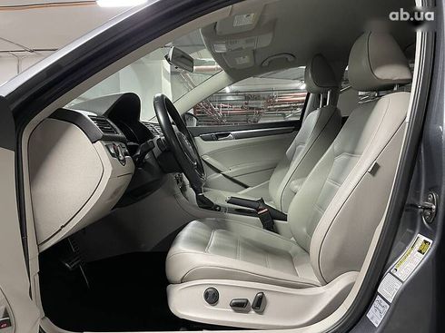 Volkswagen Passat 2017 - фото 27