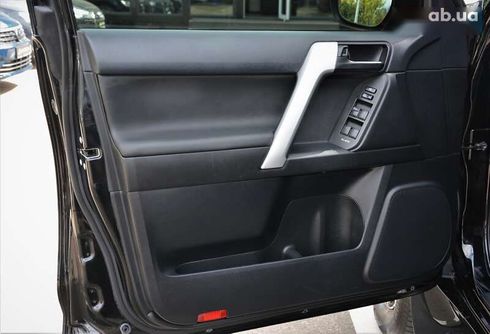 Toyota Land Cruiser Prado 2018 - фото 19