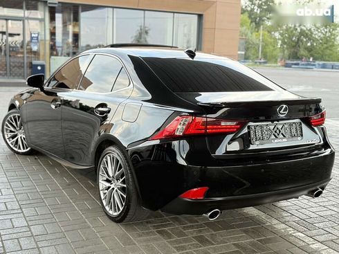Lexus IS 2015 - фото 12