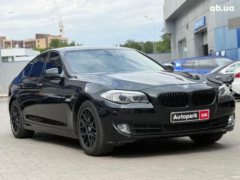 BMW 5 серия 2011 черный - фото 3
