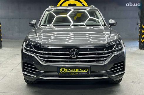 Volkswagen Touareg 2020 - фото 2