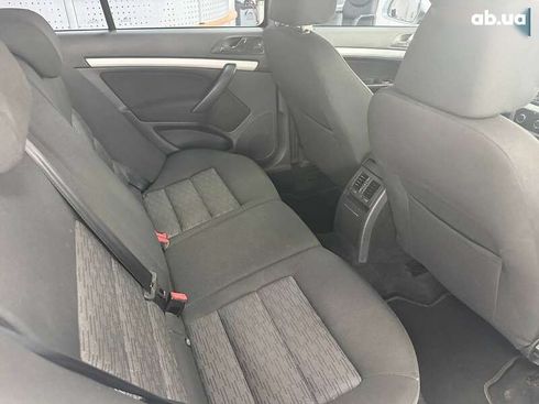 Skoda Octavia 2011 - фото 26