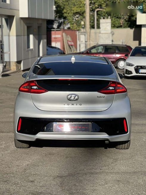 Hyundai Ioniq 2018 - фото 10