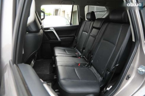 Toyota Land Cruiser Prado 2021 - фото 6