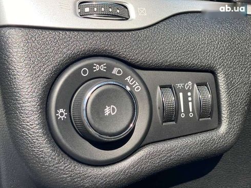 Jeep Cherokee 2016 - фото 29