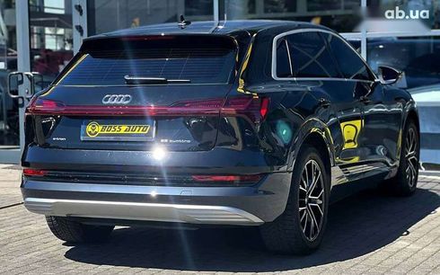 Audi E-Tron 2019 - фото 6