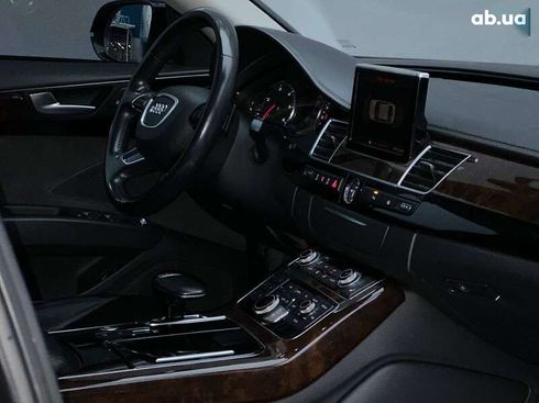 Audi A8 2017 - фото 16