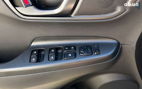 Hyundai Kona 2021 - фото 25