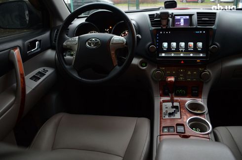 Toyota Highlander 2008 серый - фото 10