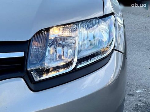 Renault Logan 2015 - фото 12