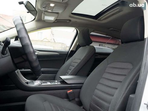 Ford Fusion 2017 - фото 19