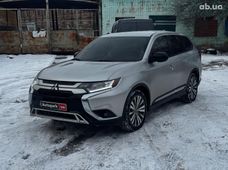 Продаж вживаних Mitsubishi Outlander в Харкові - купити на Автобазарі