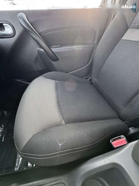 Renault Kangoo 2016 - фото 18