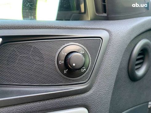 Skoda Octavia 2012 - фото 18
