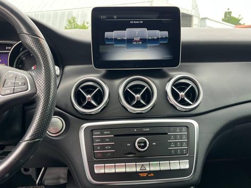 Mercedes-Benz GLA-Класс 2019 серый - фото 26