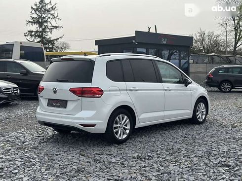 Volkswagen Touran 2016 - фото 11