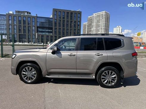 Toyota Land Cruiser 2023 - фото 29