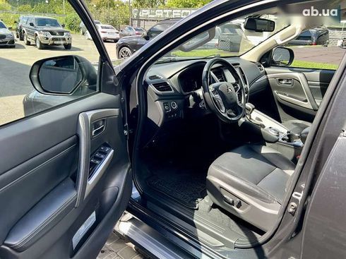 Mitsubishi Pajero Sport 2019 - фото 13
