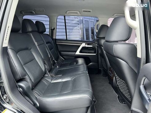 Toyota Land Cruiser 2016 - фото 24