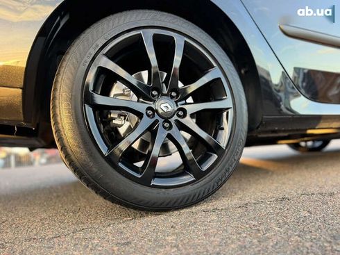 Renault Laguna 2011 - фото 30