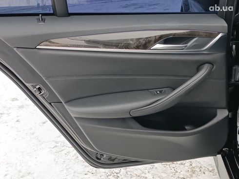 BMW 5 серия 2017 черный - фото 36
