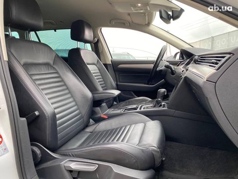 Volkswagen passat alltrack 2017 белый - фото 39
