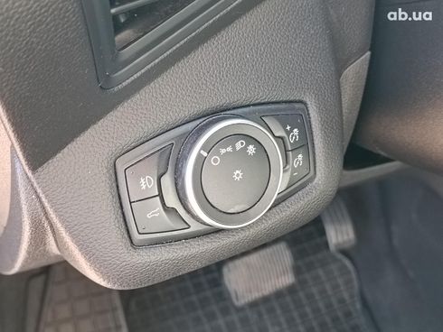 Ford Escape 2019 серый - фото 24