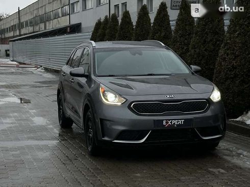 Kia Niro 2018 - фото 12