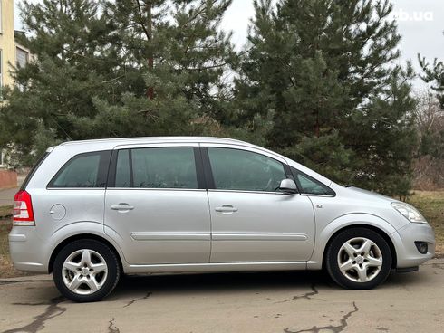 Opel Zafira 2008 серый - фото 15